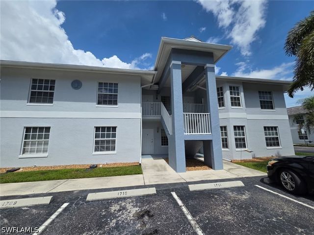 8408 Bernwood Cove LOOP 1710, Fort Myers, FL 33966