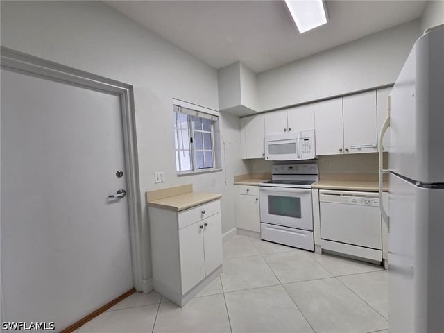 8408 Bernwood Cove LOOP 1710, Fort Myers, FL 33966