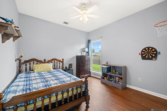 13824 Parkway Dr, Denham Springs, LA 70726