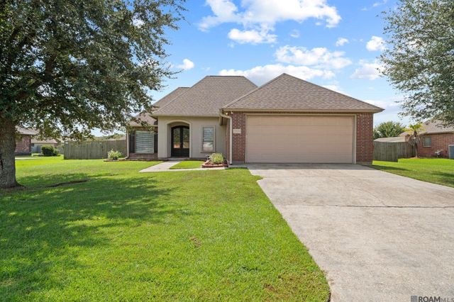 13824 Parkway Dr, Denham Springs, LA 70726