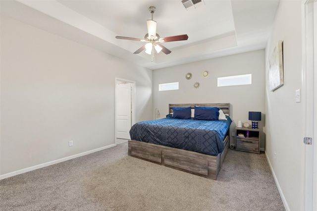 22529 E Shorewood Loop, Houston, TX 77336