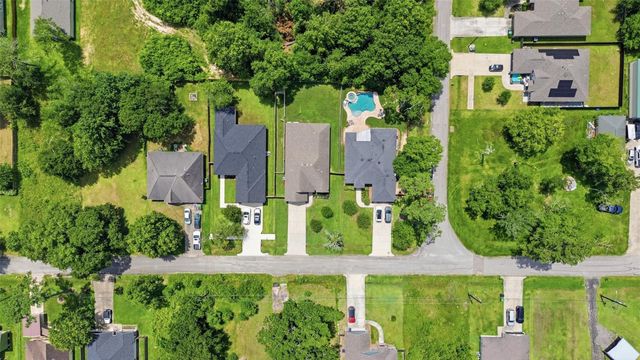 22529 E Shorewood Loop, Houston, TX 77336