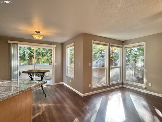 16907 Se 28TH St, Vancouver, WA 98683