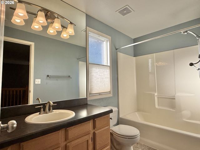 16907 Se 28TH St, Vancouver, WA 98683