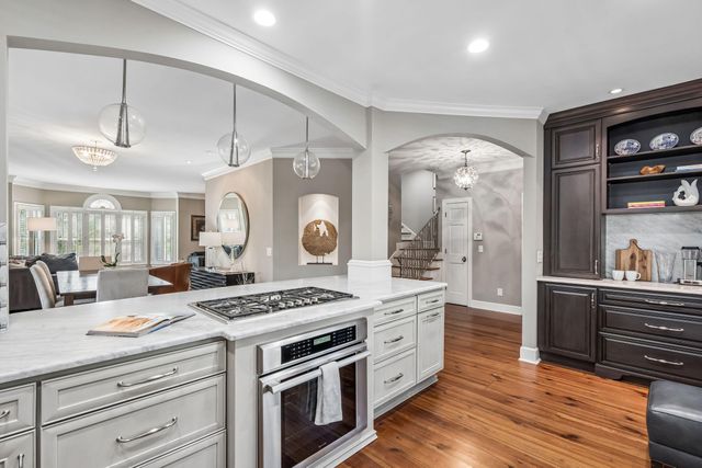 36 Harleston Place, Charleston, SC 29401