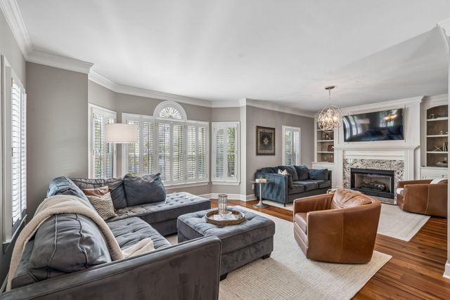 36 Harleston Place, Charleston, SC 29401