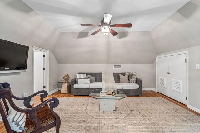36 Harleston Place, Charleston, SC 29401