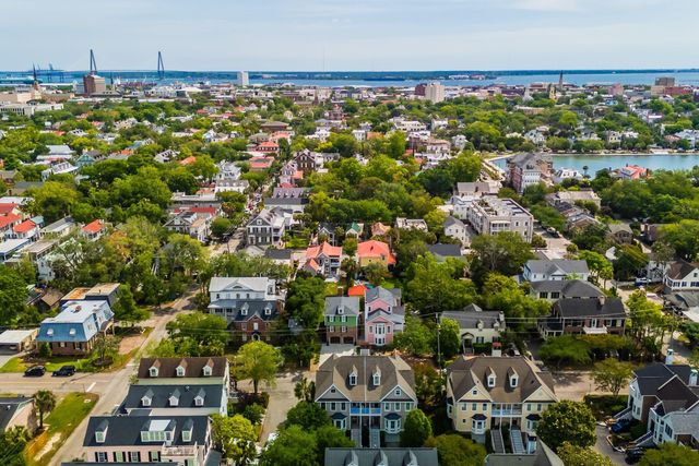 36 Harleston Place, Charleston, SC 29401
