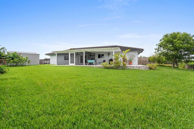 20572 SW 317th St, Homestead, FL 33030