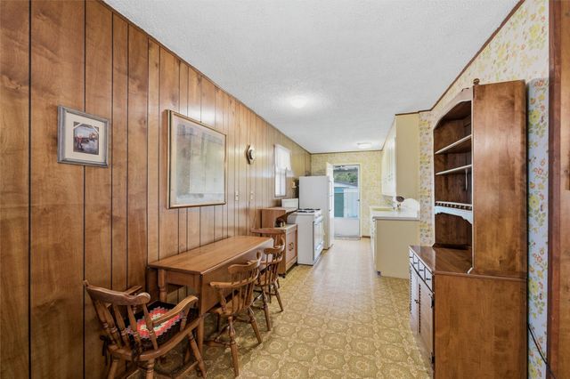 101 S Frio Court, Weatherford, TX 76087