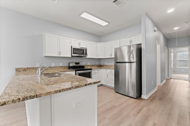 16866 W Hammon, Montgomery, TX 77316