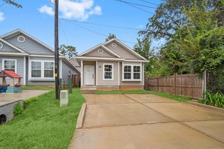 16866 W Hammon, Montgomery, TX 77316