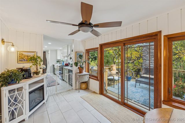 2547 S College Avenue, Tulsa, OK 74114