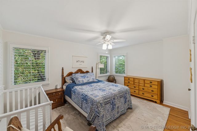 2547 S College Avenue, Tulsa, OK 74114