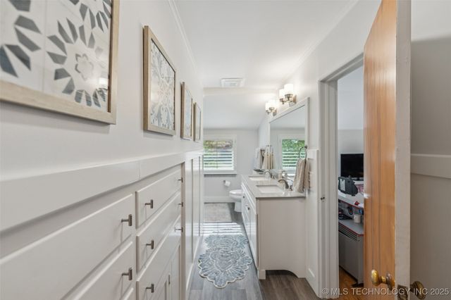 2547 S College Avenue, Tulsa, OK 74114