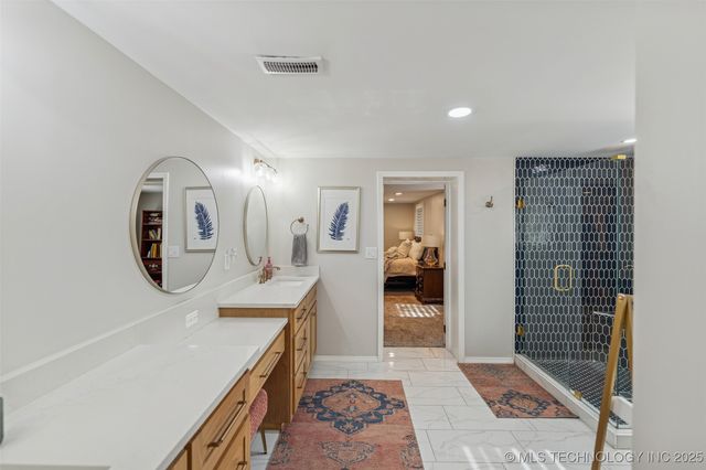 2547 S College Avenue, Tulsa, OK 74114