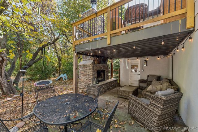 2547 S College Avenue, Tulsa, OK 74114