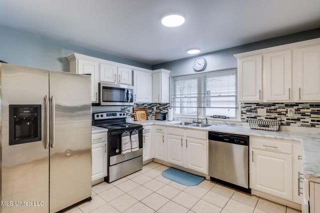 419 E Second Street, Long Beach, MS 39560