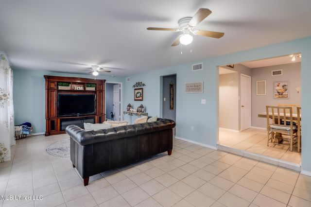 419 E Second Street, Long Beach, MS 39560