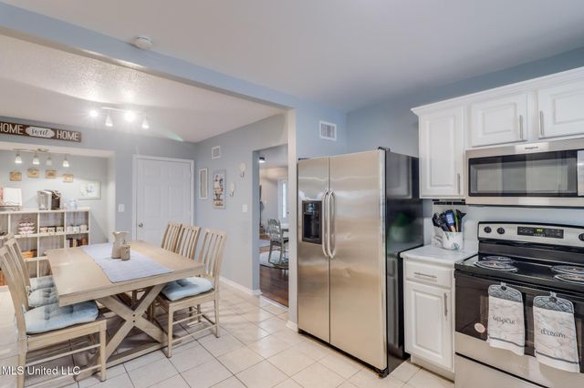 419 E Second Street, Long Beach, MS 39560