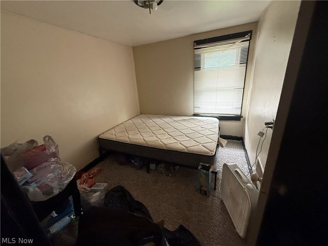 2046 North Park Avenue, Warren, OH 44483
