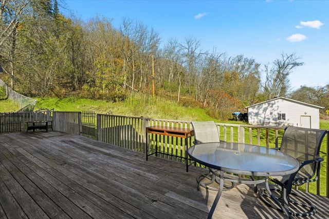 700 Main Street W, Carver, MN 55315