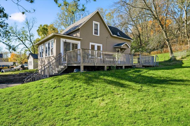 700 Main Street W, Carver, MN 55315