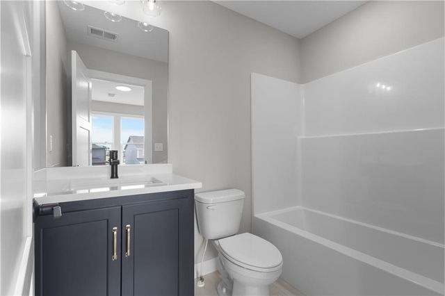 1712 SW Arbormist Drive, Lee's Summit, MO 64082