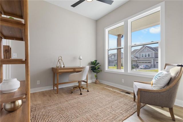 1712 SW Arbormist Drive, Lee's Summit, MO 64082