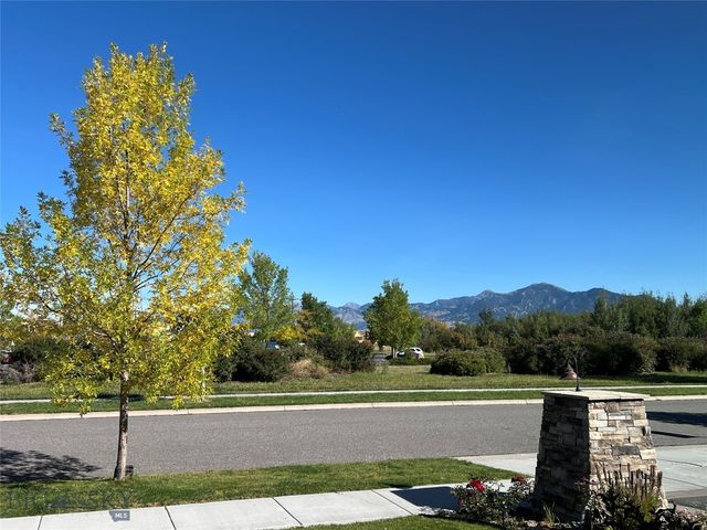 2052 Commonwealth Street, Bozeman, MT 59718