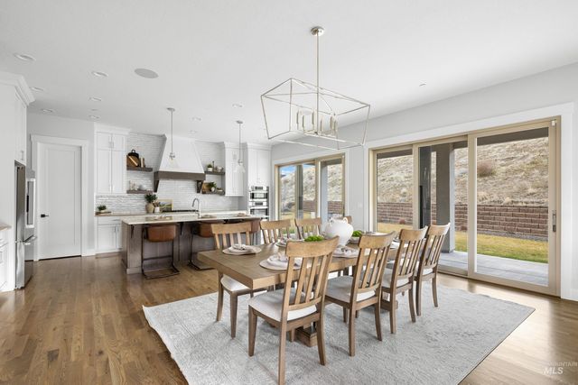 6100 E Hootowl Dr, Boise, ID 83716