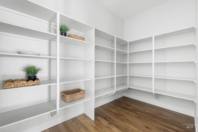 6100 E Hootowl Dr, Boise, ID 83716