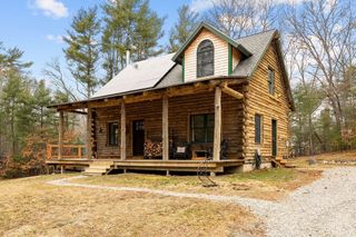 125 Brook St, Plympton, MA 02367