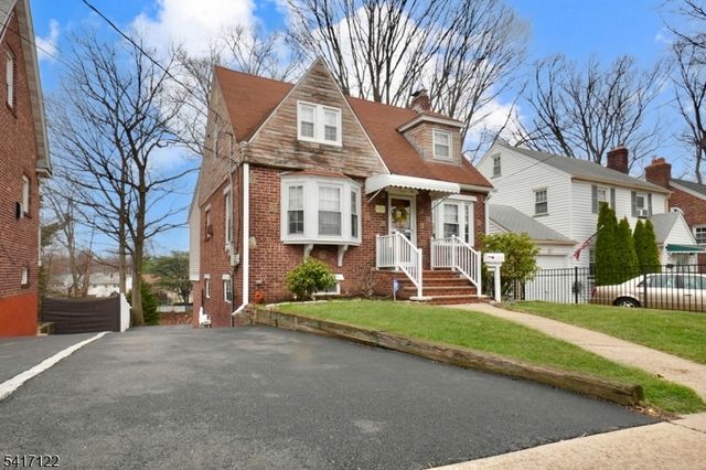 61 Hill St, Belleville Twp., NJ 07109