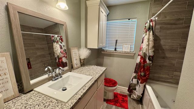 1006 Saddle Rock Drive, Houston, TX 77088