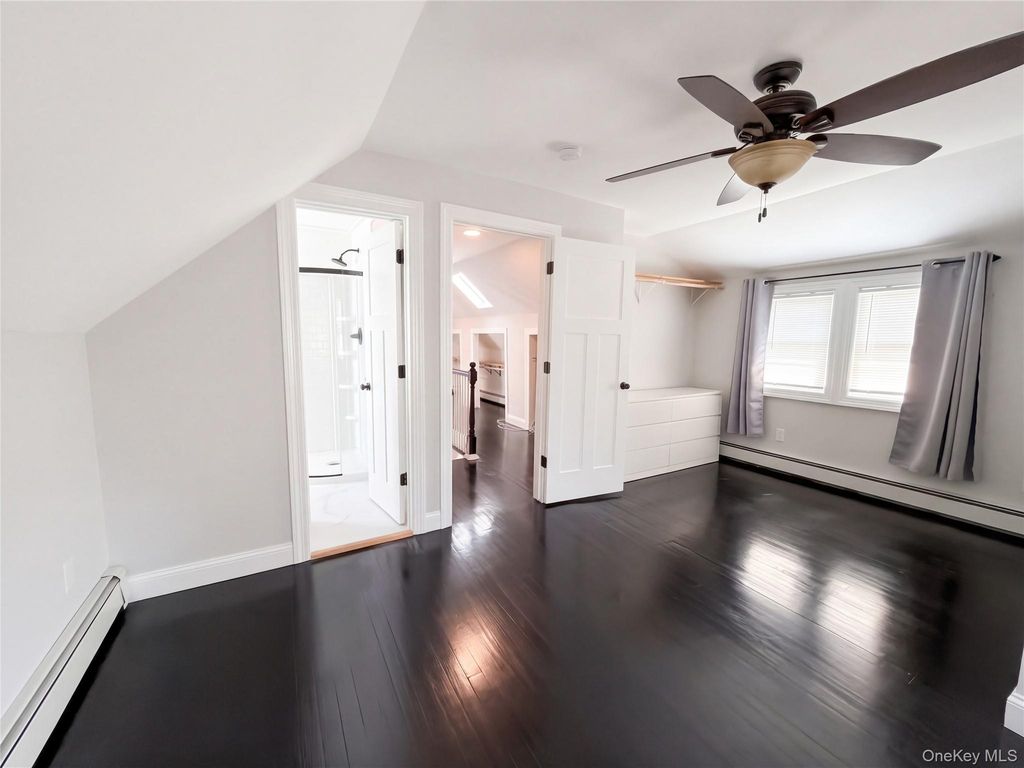 116 S Clinton Avenue, Bay Shore, NY 11706 — photo 4