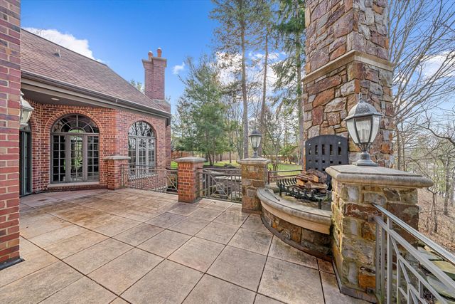 161 Laurin Court, Ann Arbor, MI 48105