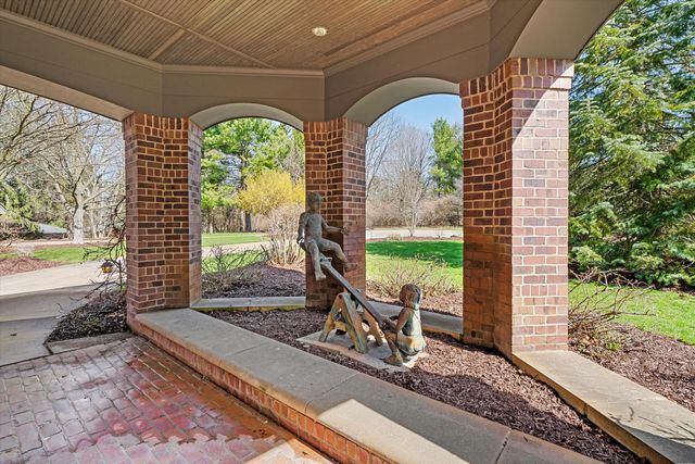 161 Laurin Court, Ann Arbor, MI 48105