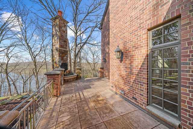 161 Laurin Court, Ann Arbor, MI 48105