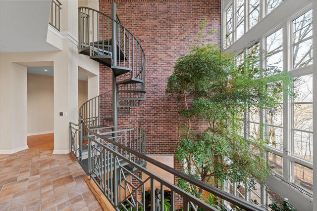161 Laurin Court, Ann Arbor, MI 48105
