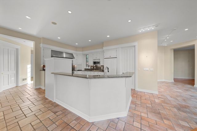 161 Laurin Court, Ann Arbor, MI 48105