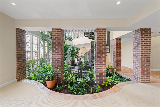 161 Laurin Court, Ann Arbor, MI 48105