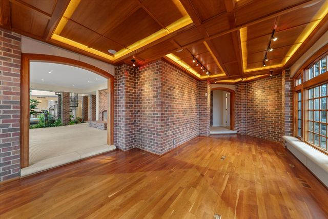 161 Laurin Court, Ann Arbor, MI 48105