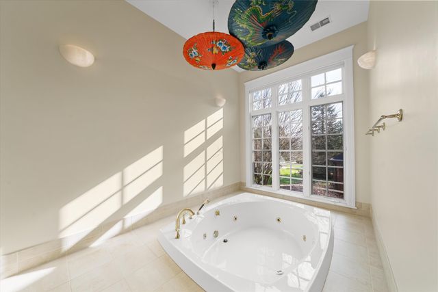 161 Laurin Court, Ann Arbor, MI 48105