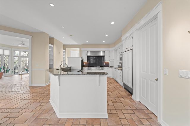 161 Laurin Court, Ann Arbor, MI 48105