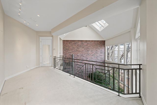 161 Laurin Court, Ann Arbor, MI 48105