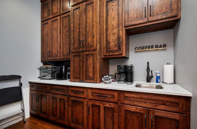 233 NE 60th Court, Ankeny, IA 50021