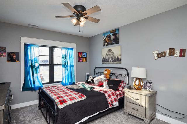 233 NE 60th Court, Ankeny, IA 50021