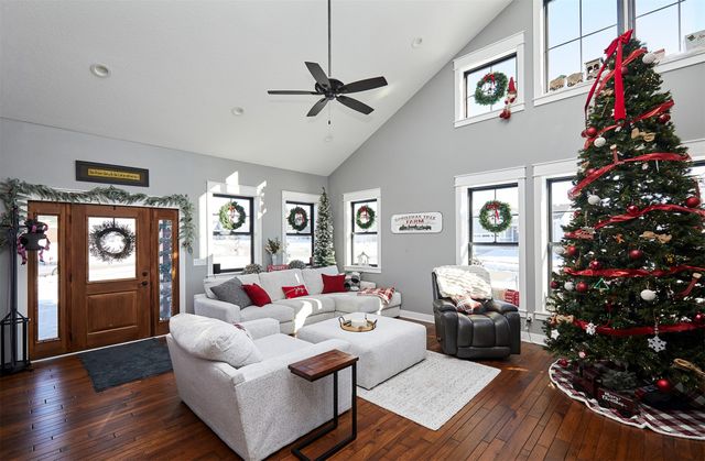 233 NE 60th Court, Ankeny, IA 50021