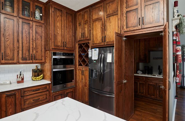 233 NE 60th Court, Ankeny, IA 50021